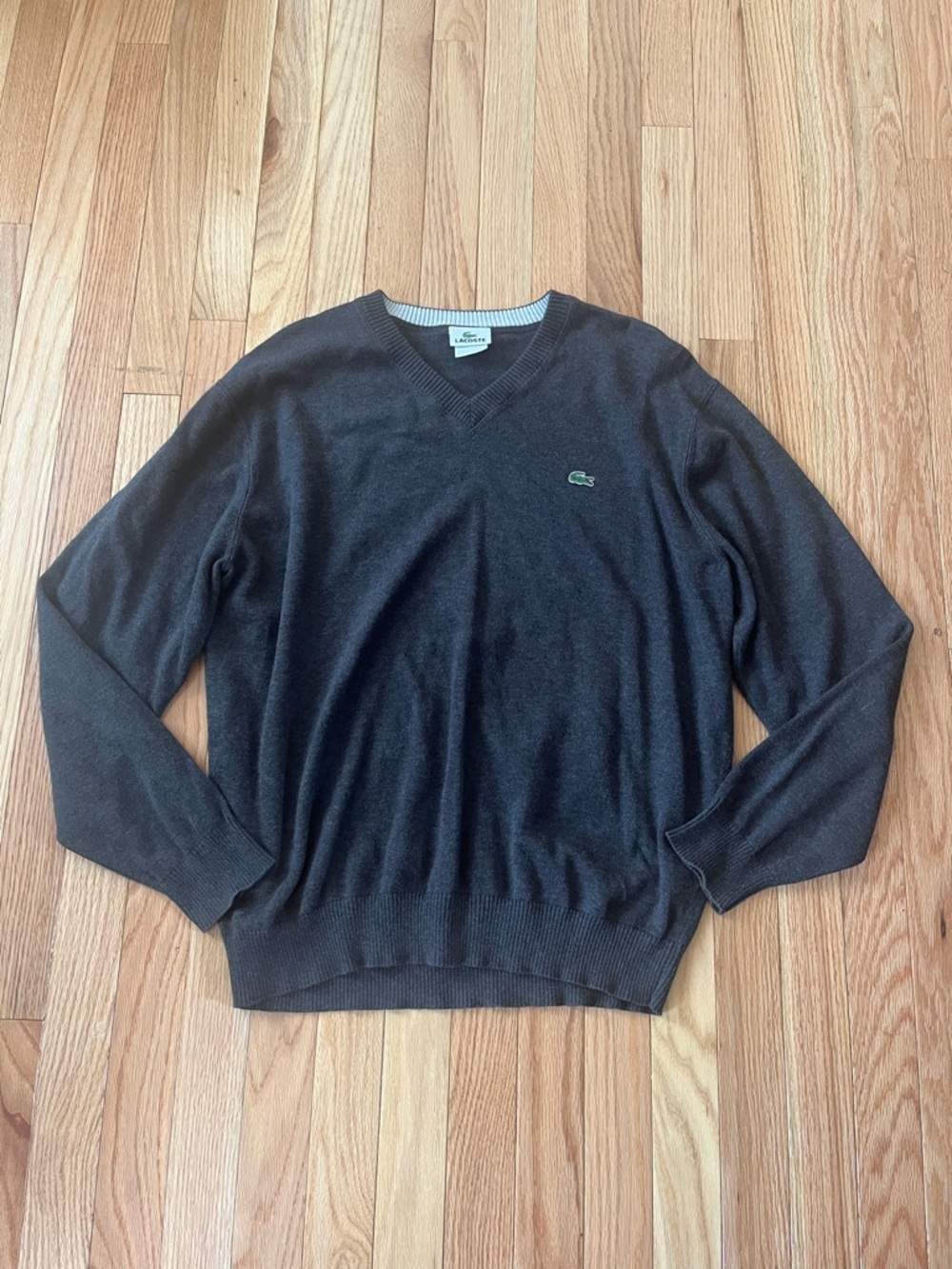 Lacoste Mens V Neck Sweater XL Gray Preppy Business Casual Minimalist Capsule